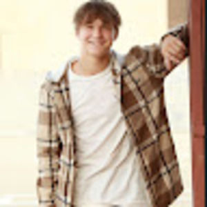 Meet your Posher, Jãmēš